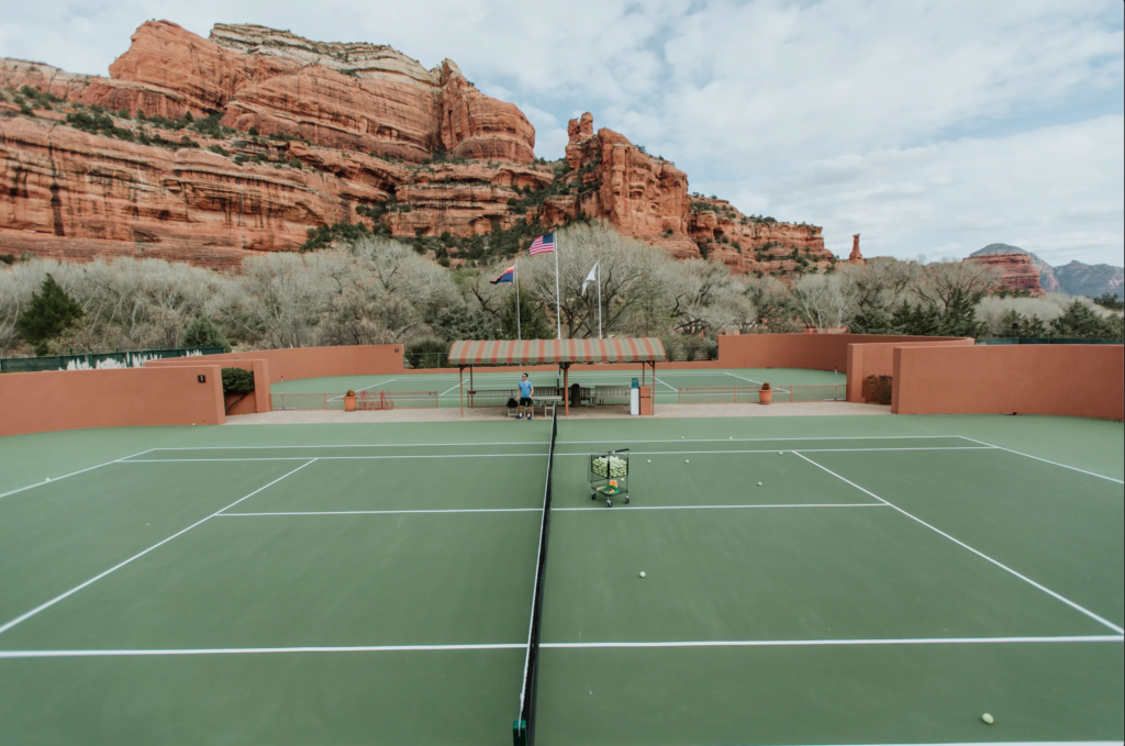 7 spectacular tennis courts around the world