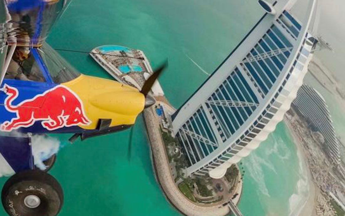 RedBull Plane lands on the Top of Burj Al Arab