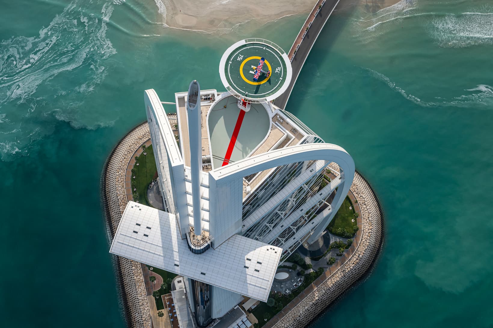 RedBull Plane lands on the Top of Burj Al Arab